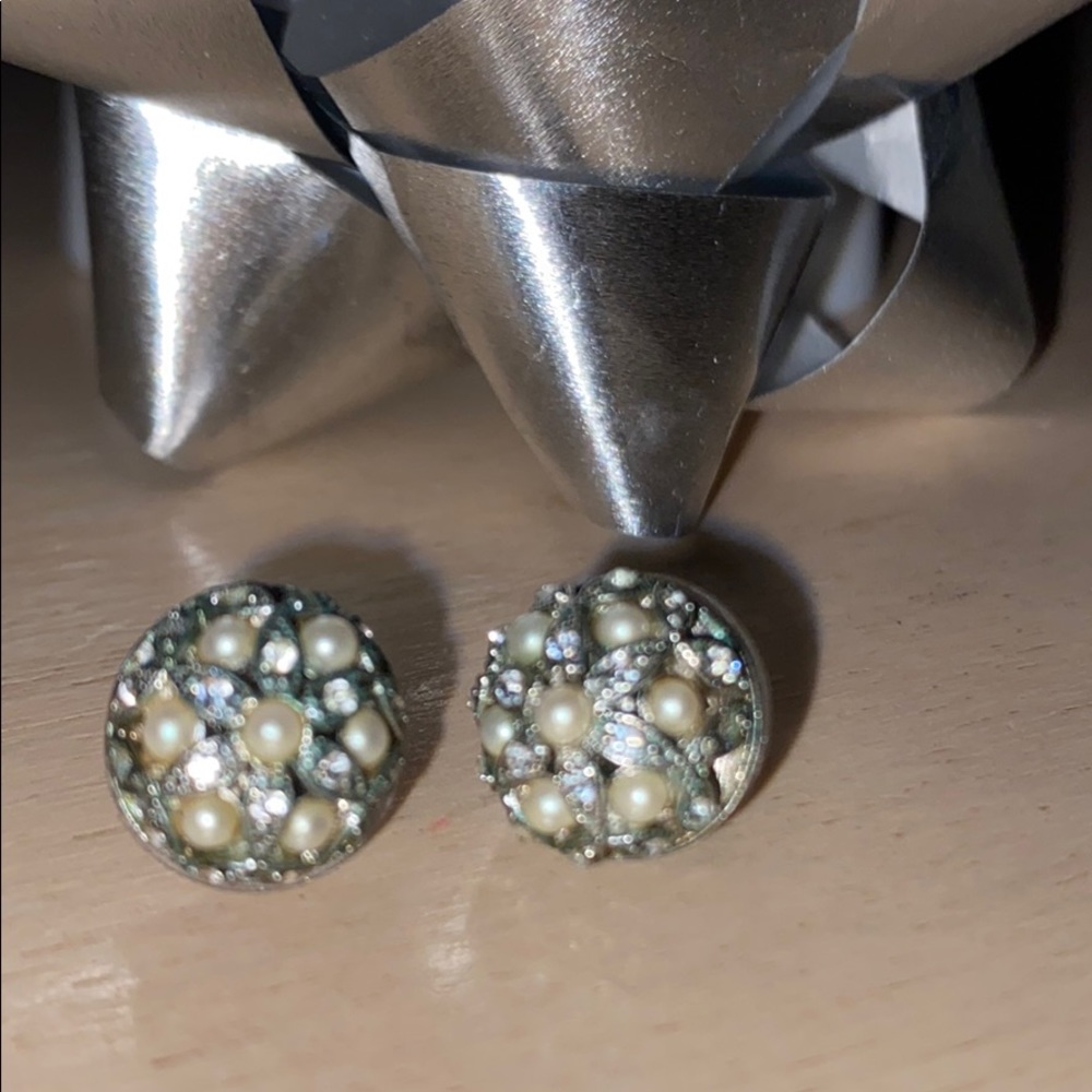 Real pearl and diamond earrings